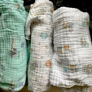 Aden anais disney and Harry Potter swaddle set of 3